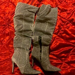 Women’s Shimmery Heeled boots